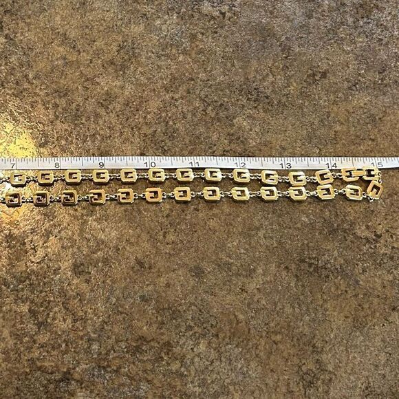 GIVENCHY: Gold Metal (G)Links Long Necklace (os) - Picture 10 of 10